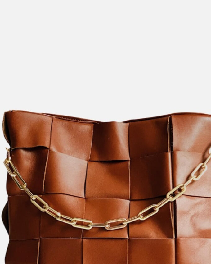 leather-bag-zoom